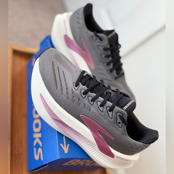 Brooks Glycerin Max 2 Road Running Shoes Gray/Coconut/Metallic Sz 7 Athletic - Picture 9 of 16